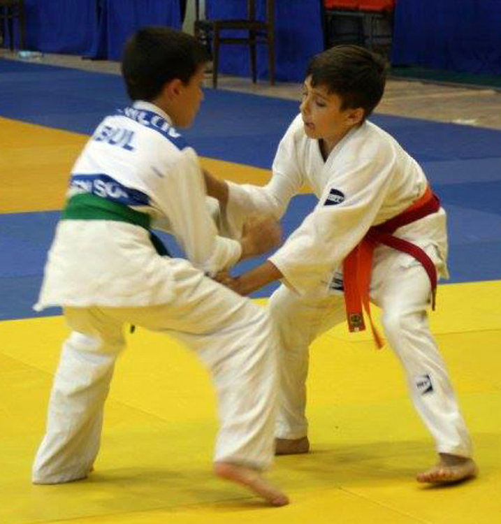 Хасковските джудисти с републиканска отборна титла в Сливен