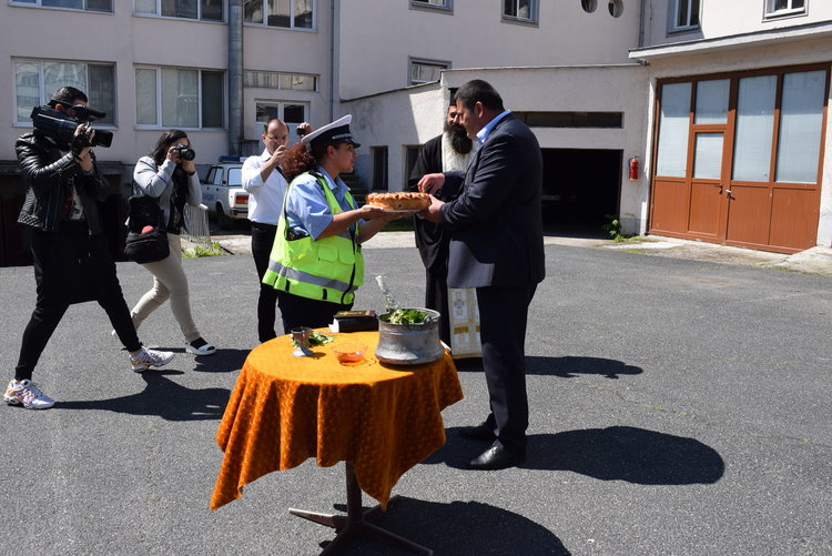 Полицията ни с 8 нови автомобила,водосвет бе отслужен в Кърджали за безаварийна работа