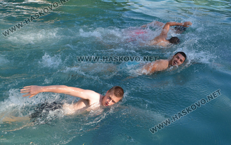 Републикански шампионки по карате и джудо мераклийки за спасителки