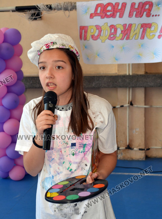 Директорът на училище „Христо Смирненски“ вече знае защо малките искат да са като него