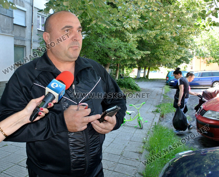 Три блока скачат срещу строеж на магазини, ядат им паркинга