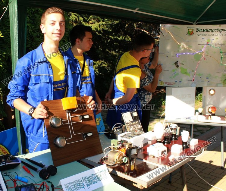 Изработиха светеща карта на туристическите маршрути в община Димитровград