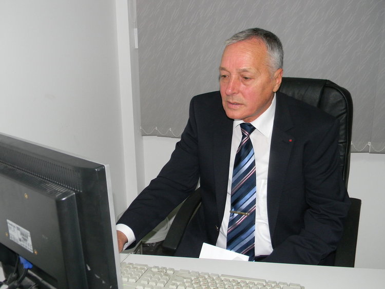 Назми Мюмюн