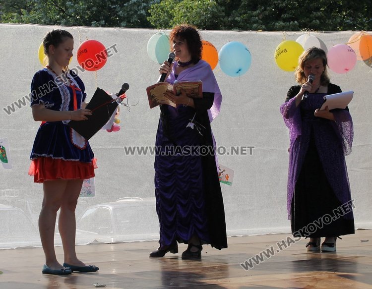 Деца превзеха кабинета на кмета Иво Димов на 1 юни