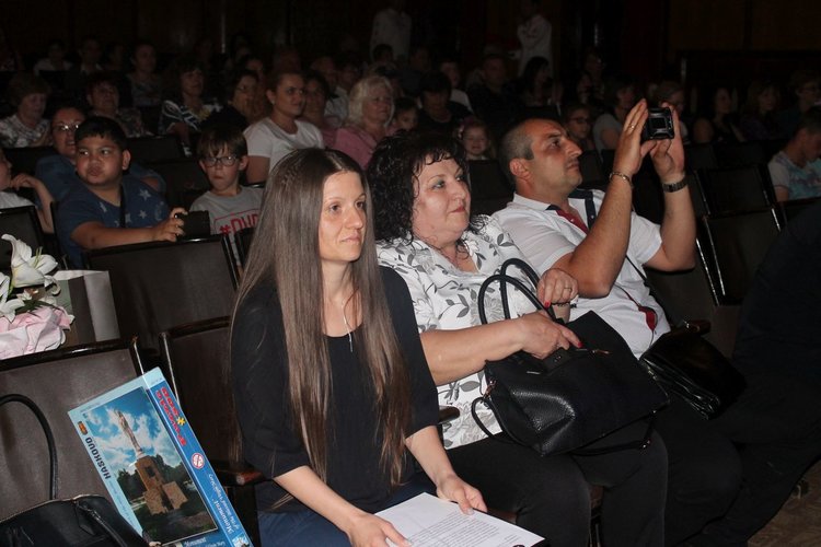 Концертът "Даяна и приятели" подкрепи благотворителна кауза