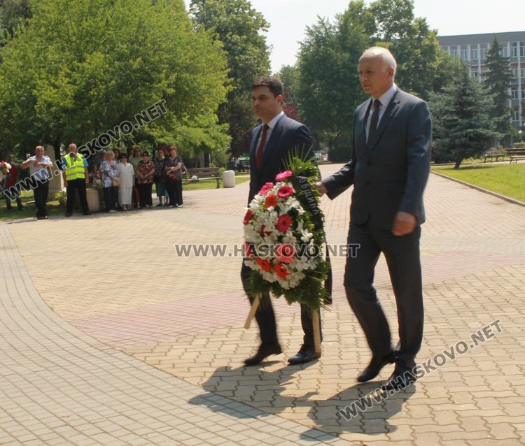 Почетоха 141 години от гибелта на Христо Ботев в Димитровград