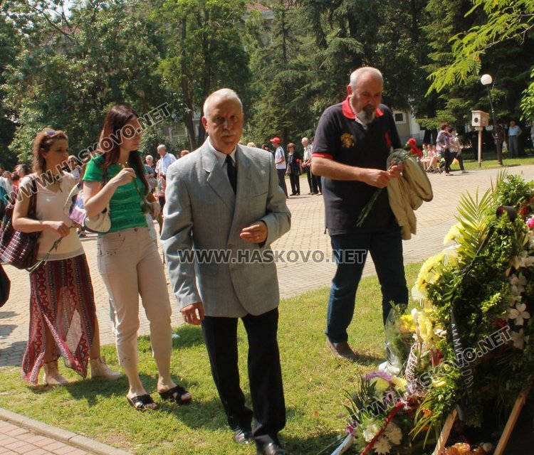 Почетоха 141 години от гибелта на Христо Ботев в Димитровград