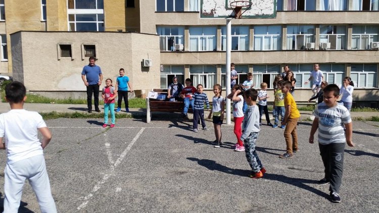 „Спорт вместо цигари“ казват славейковци по проект