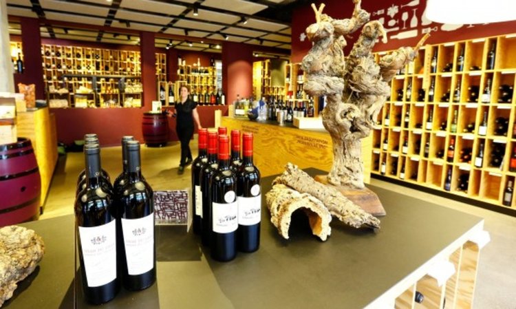 Смартфонът ще ни помага да разкрием качественото вино