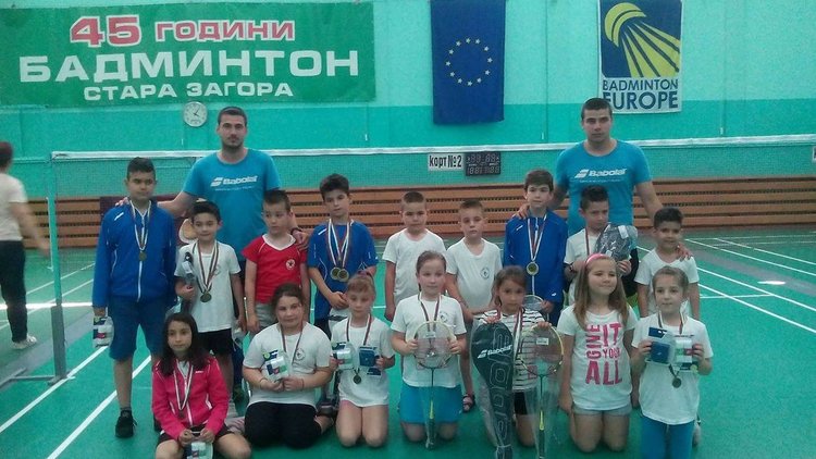 Децата на "Атлет" обраха медалите на детския турнир по бадминтон