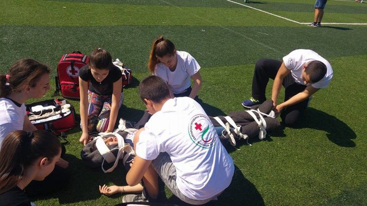 Паисиевци сред първите пет отбора в България в състезанието по първа помощ