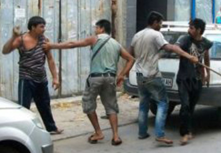 Междусъседски скандал изпрати млад мъж в болницата с разкачена челюст