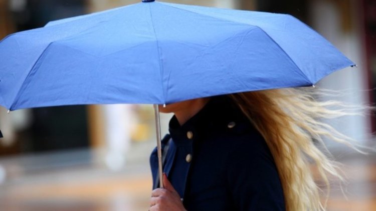 И днес ще е за чадъри, чакаме и гръмотевици  