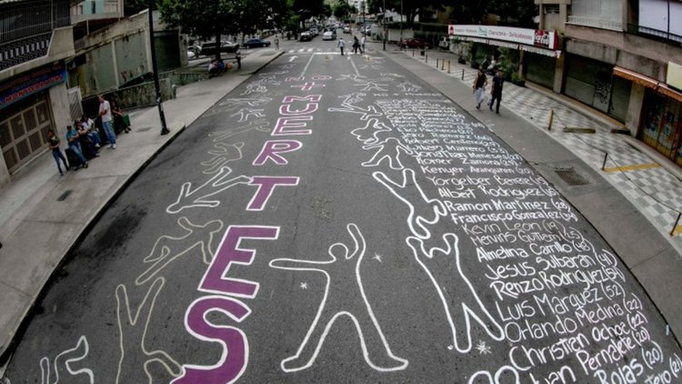 Седем ранени при протести във Венецуела