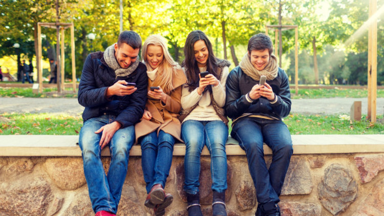 Българинът оптимист - до 35 г. с образование и собствени доходи