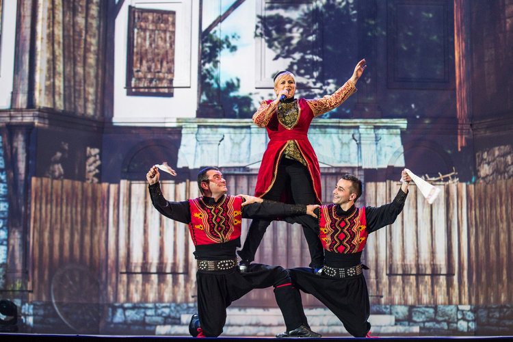 Първомай е спирка в националното турне на Николина Чакърдъкова