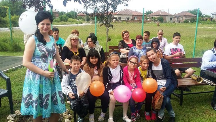 Забавляваха деца и младежи с увреждания в деня на приятелството