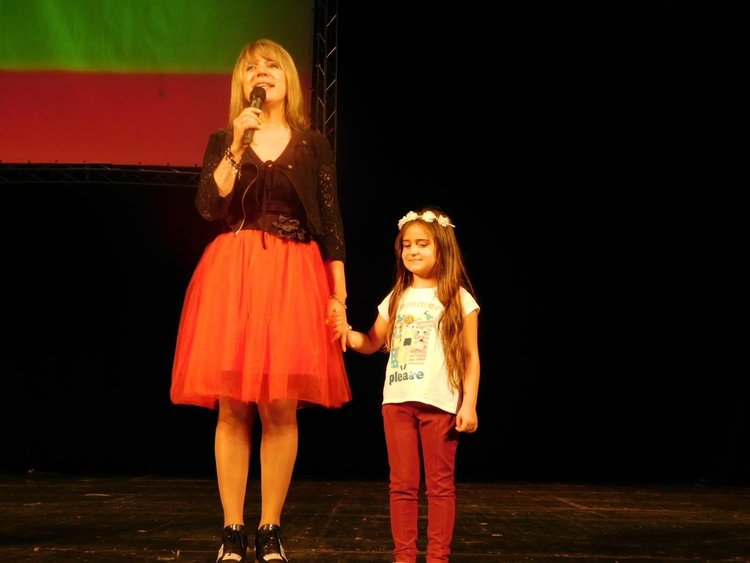 Близо 3000 лева събраха благотворителният концерт и базар в помощ на Атанаска в Пловдив