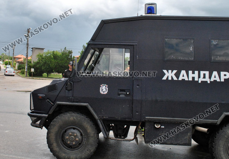 След квартал Република жандармерията влезе и в селата