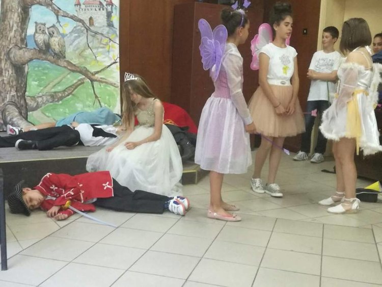 Магията театър с ателие „Артисти“ в „Паисий”