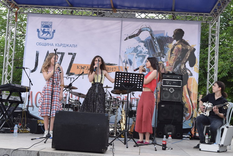 Млади таланти