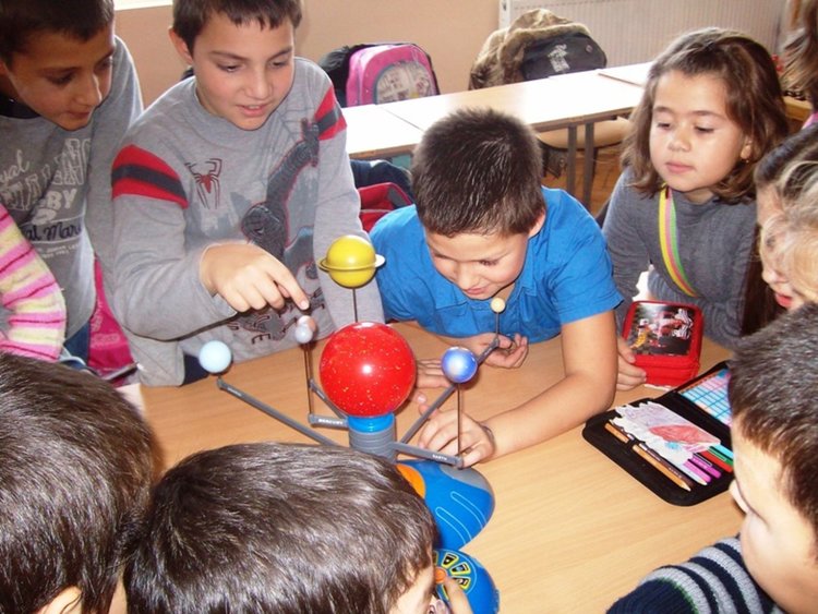 Лятна езикова занималня в „Отец Паисий“ отваря врати за бъдещи първокласници