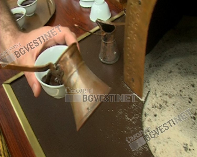 Златоград кани на "въртяно" кафе с аромат на "Латинопартизани"