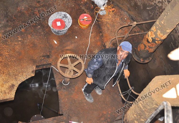 ВиК пуска помпите в 6-те кладенеца, чистят събирателната шахта