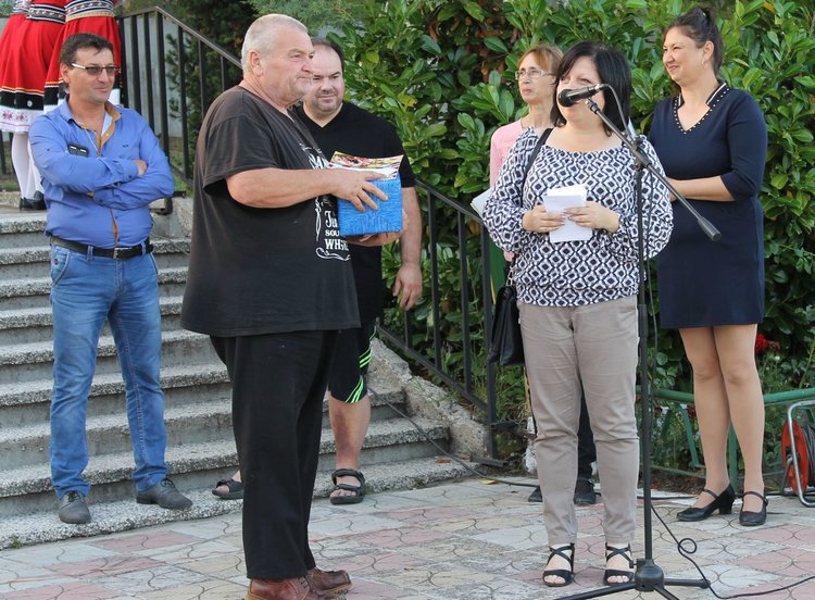 Избраха най-добър майстор на пуската в димитровградското село Ябълково