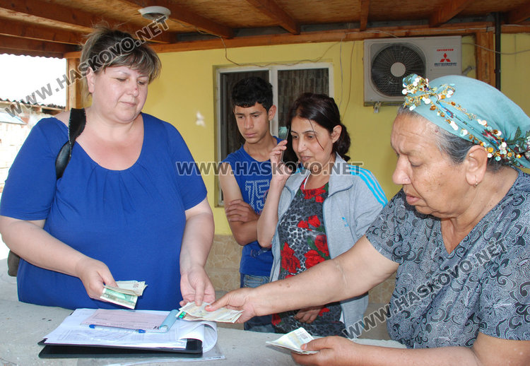 В Република залагат злато да си платят водата, ВиК прати багери в квартала
