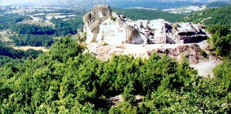 ”Нощта на Орфей” в подножието на тракийско светилище