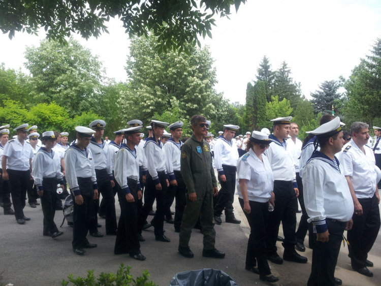 Колеги, близки и приятели изпратиха майор Георги Анастасов