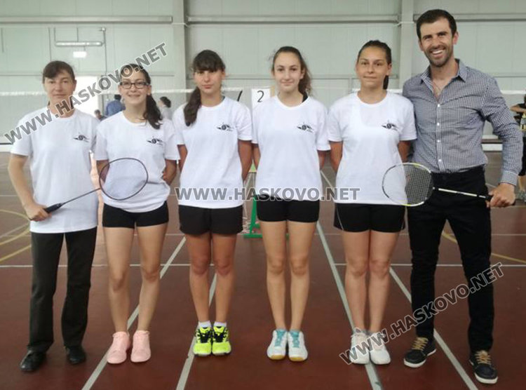 Шампионска бадминтон купа за хасковската Математическа гимназия