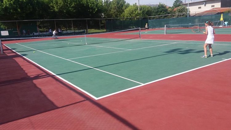 Четирима шампиони се завръщат от тенис-турнир в Орестиада