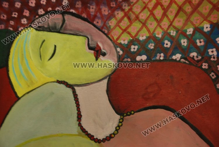 Изложба на ученици украси фоайето на училище “Смирненски“