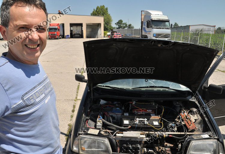 Хасковски автомонтьор си направи електромобил