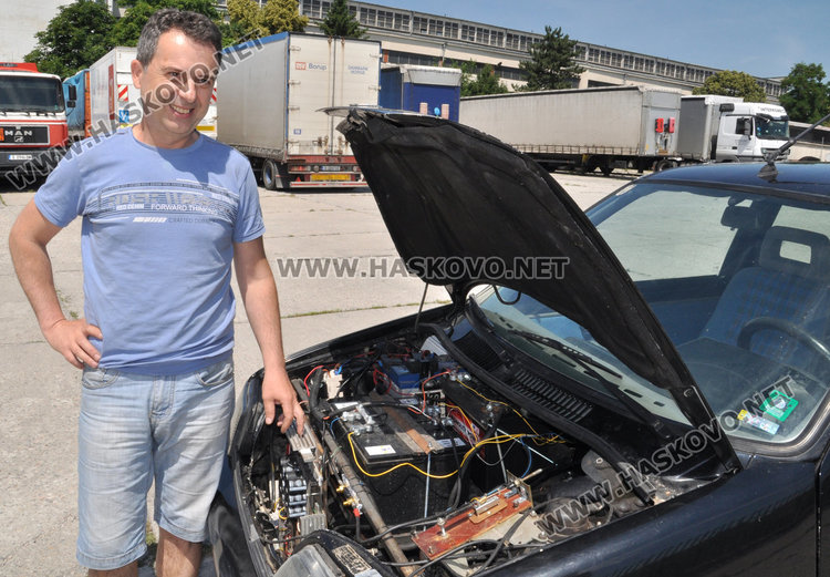 Хасковски автомонтьор си направи електромобил
