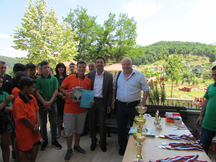 Надпревара: Децата в Кирковско подкраха велосипеди