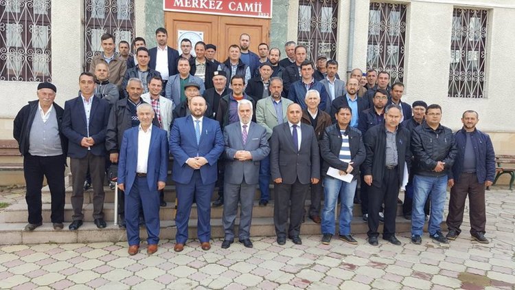 Главният мюфтия с имамите от Кърджалийско