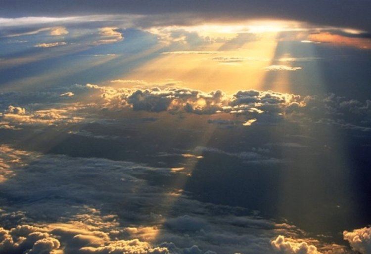 Облаци и слънце ще се редуват през днешния ден  