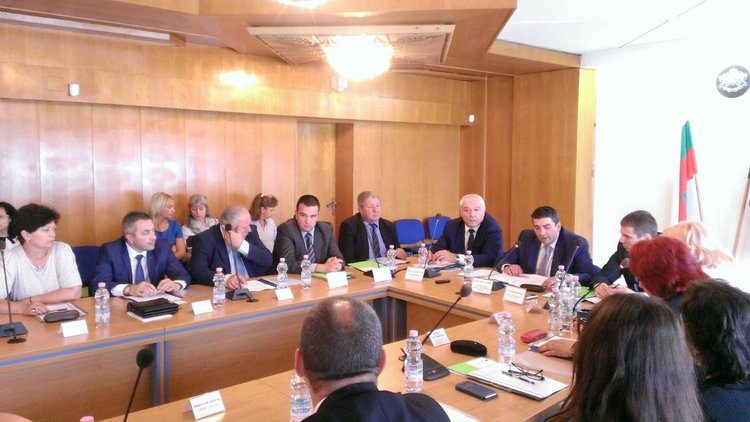 Никола Чанев поема Съвета за развитие на Южен централен район, Хасан Азис избран за заместник