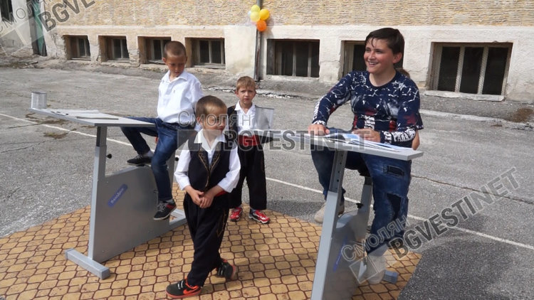 Учениците в Забърдо ще въртят педалите на два уникални велочина