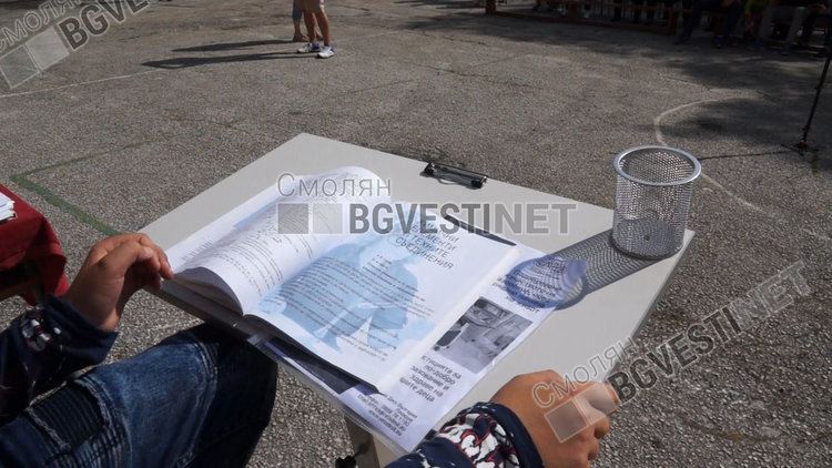 Учениците в Забърдо ще въртят педалите на два уникални велочина