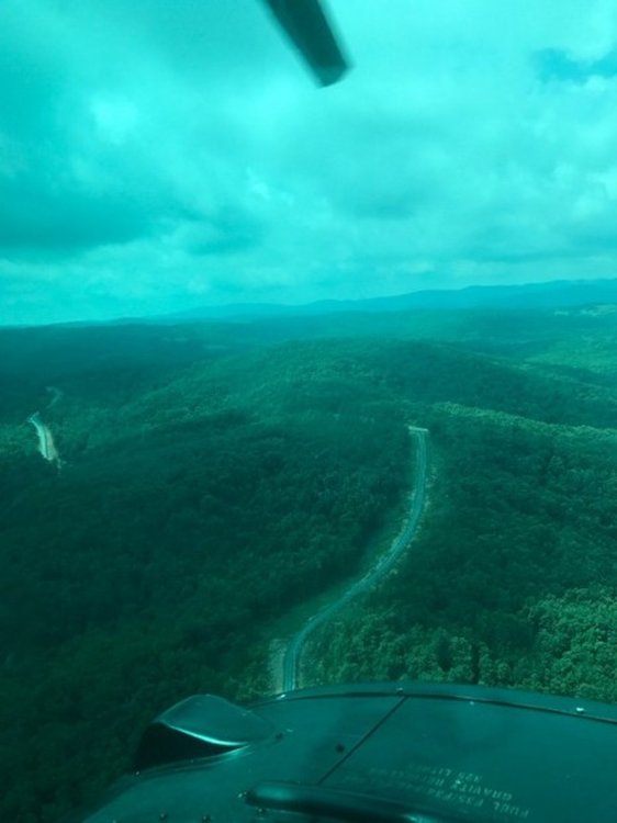 Цвета Караянчева инспектира от въздуха оградата с Турция