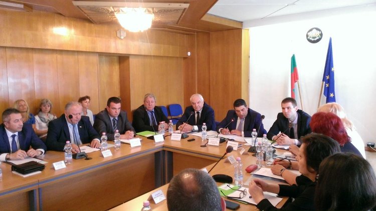 Никола Чанев поема Съвета за развитие на Южен централен район, Хасан Азис избран за заместник