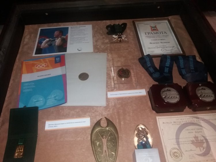 Изложба „Почетните граждани на Смолян – история и памет“ беше открита в Регионалния исторически музей „Стою Шишков"