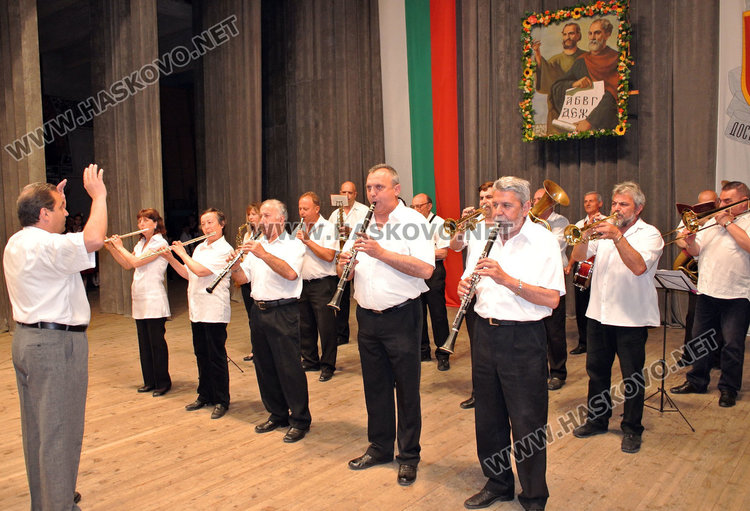 Духовият и Народният оркестър с летни концерти в Хасково
