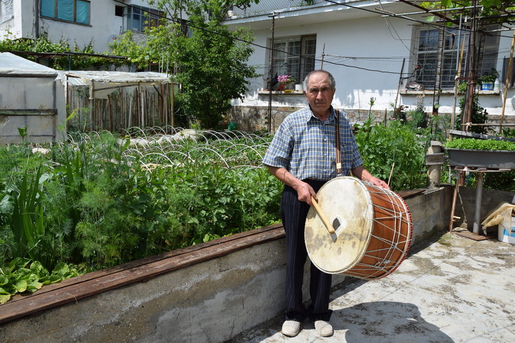 Всяка сутрин тъпанджии събуждат хората за „оруч“ в Ардино