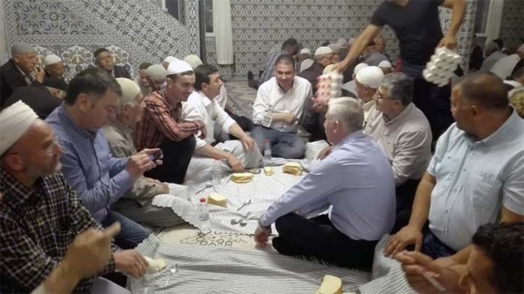 Побратимената община Чорлу организира ифтар в Кирково