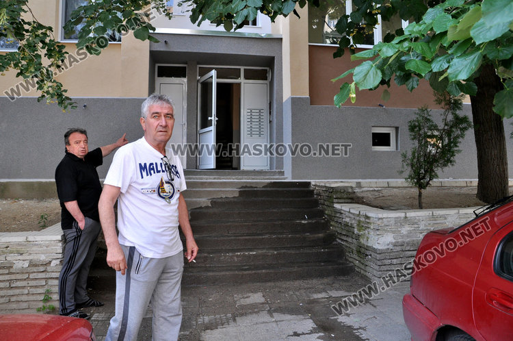 Млад мъж загина на място след полет от 6-тия етаж в „Бадема“